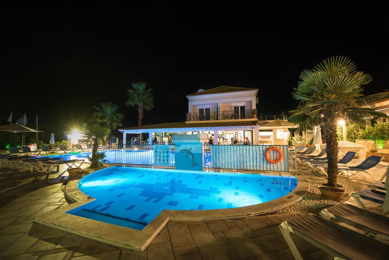 Kavos Plaza Hotel Extérieur photo